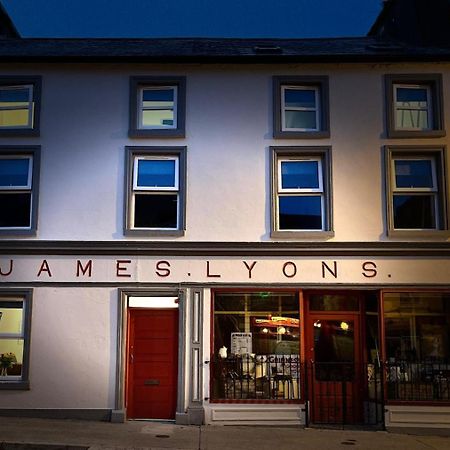 'James Lyons' The Old Main St Ballyhaunis Extérieur photo